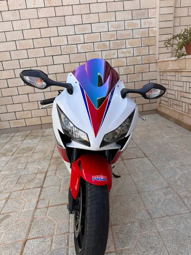 Cbr 1000 hrc 2015|موتورسیکلت|ارسنجان, |دیوار