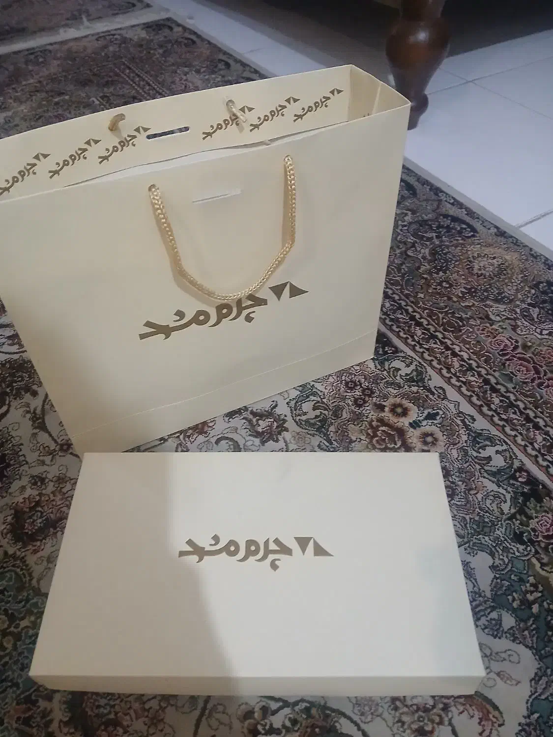 کیف پول چرم مشهد|کیف، کفش، کمربند|رشت, سعدی (تختی)|دیوار