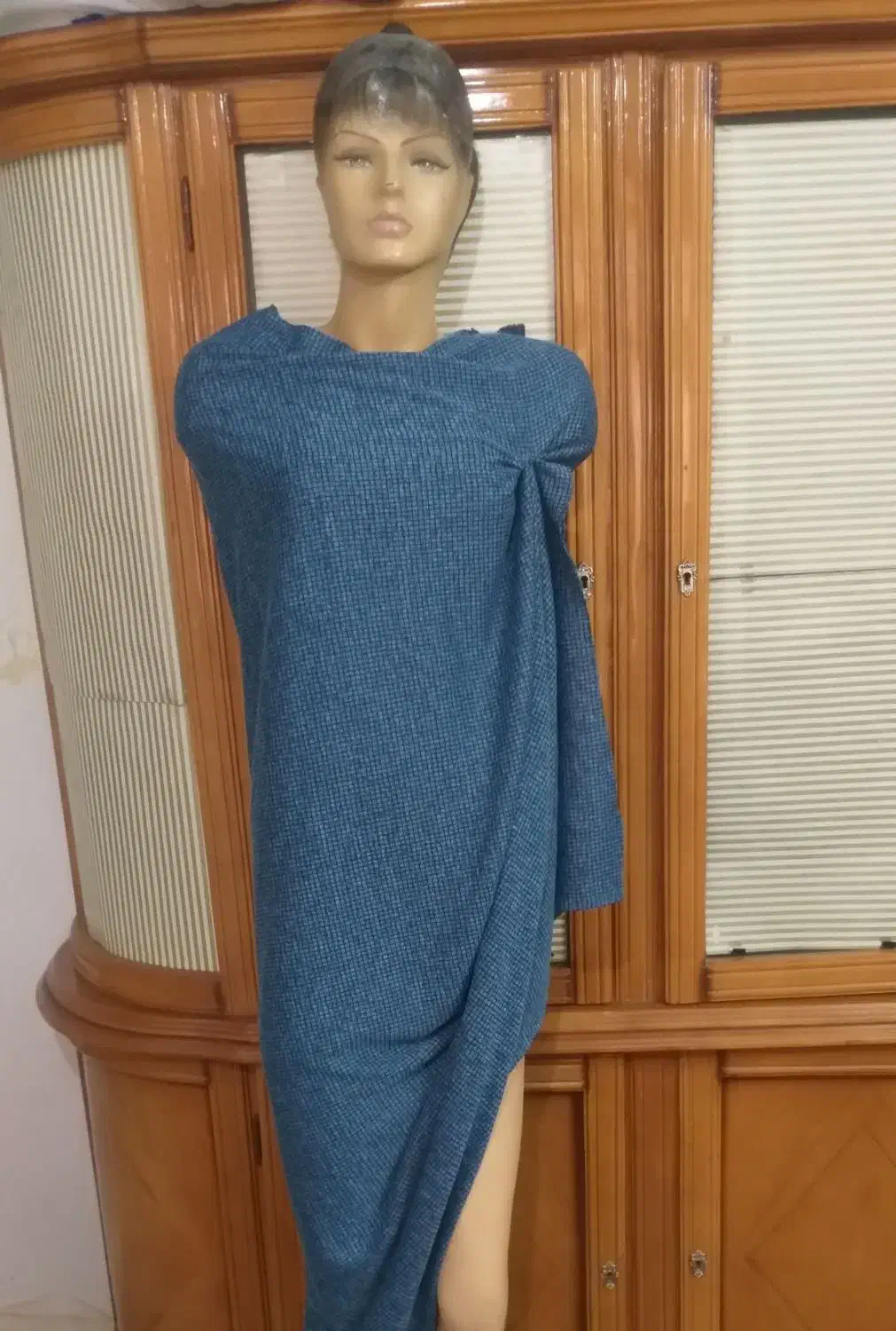 مانکن دو تکه لباس|فروشگاه و مغازه|خمینی‌شهر, |دیوار