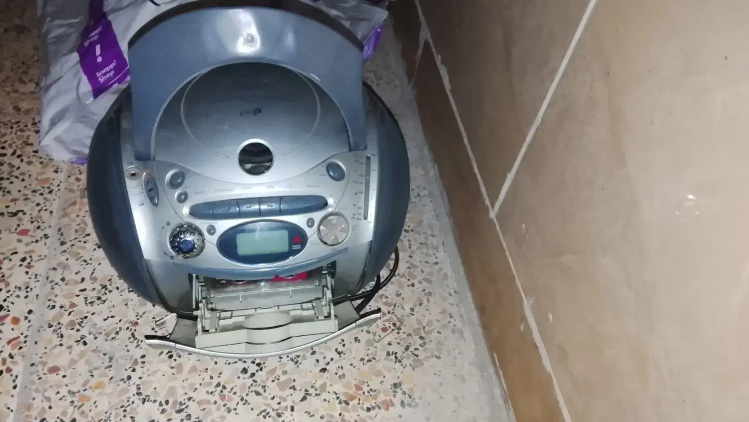 رادیو ضبط|صوتی و تصویری|تهران, مقدم|دیوار