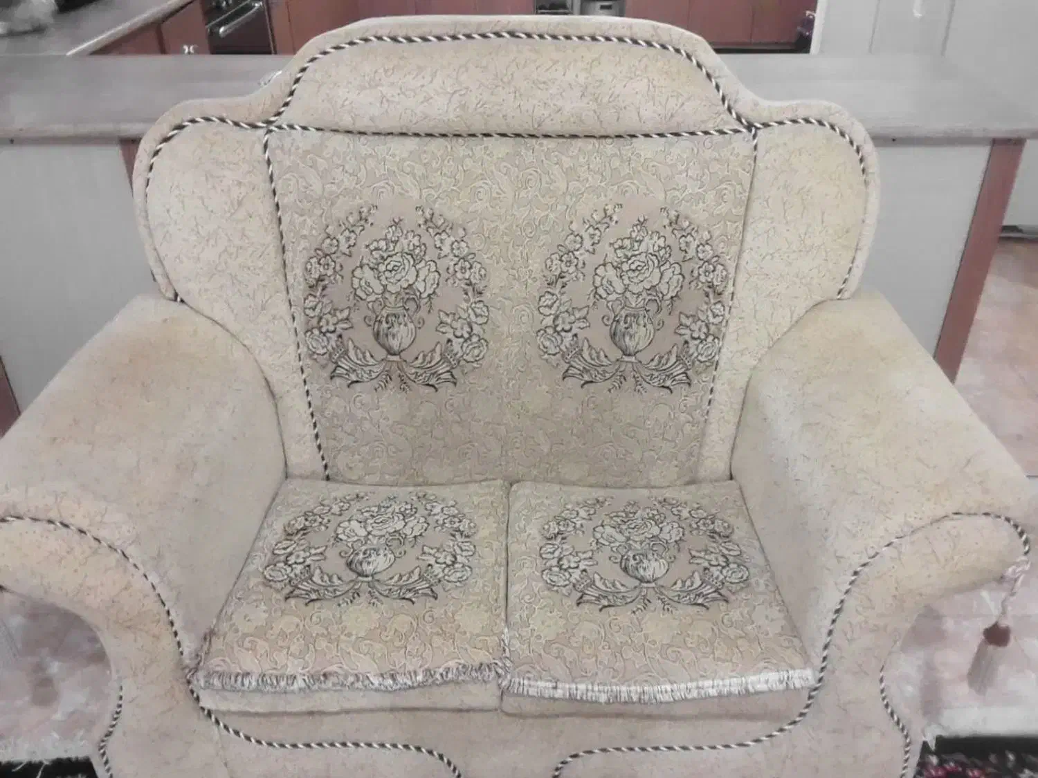 مبل راحتی دست دوم|مبلمان خانگی و میز عسلی|رفسنجان, |دیوار