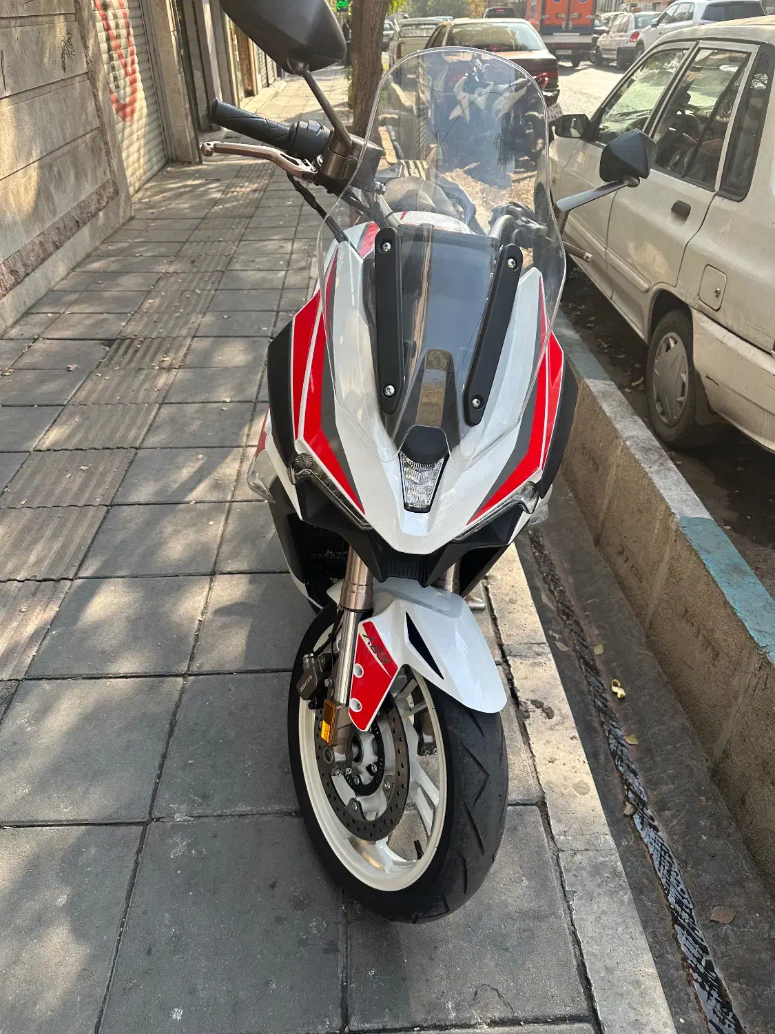 زوتنس z4250|موتورسیکلت|تهران, علم و صنعت|دیوار