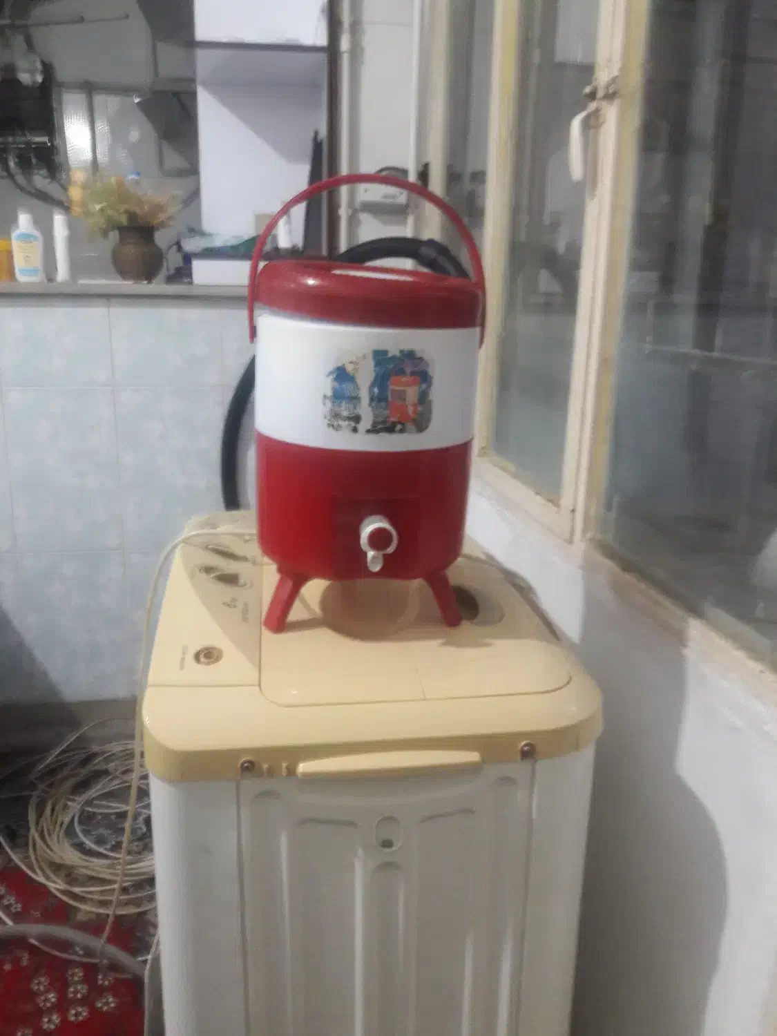 کلمن ۸لیتری|ظروف نگهدارنده، پلاستیکی، یکبارمصرف|بروجرد, |دیوار