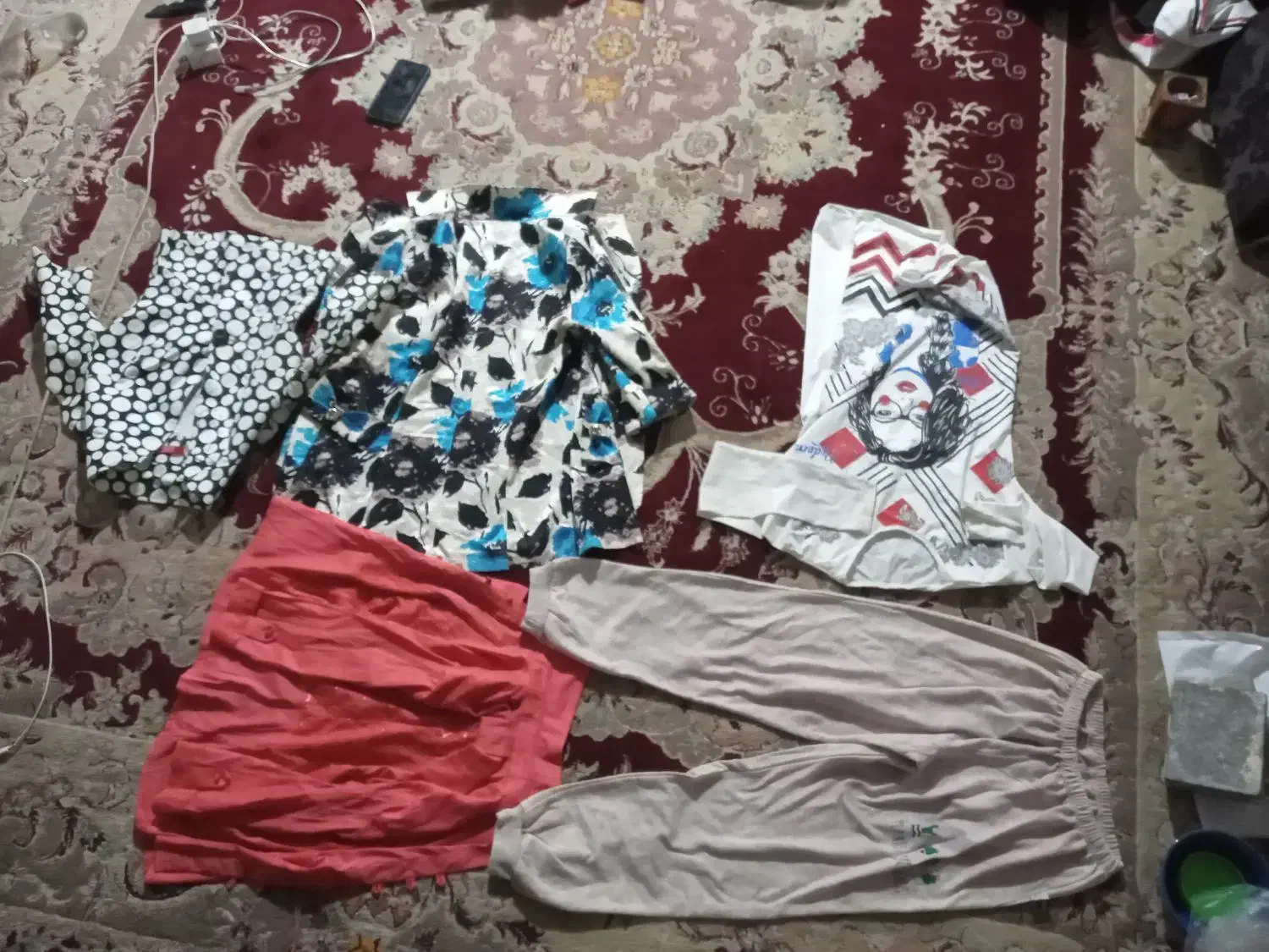 مانتو|لباس|کرمانشاه, |دیوار