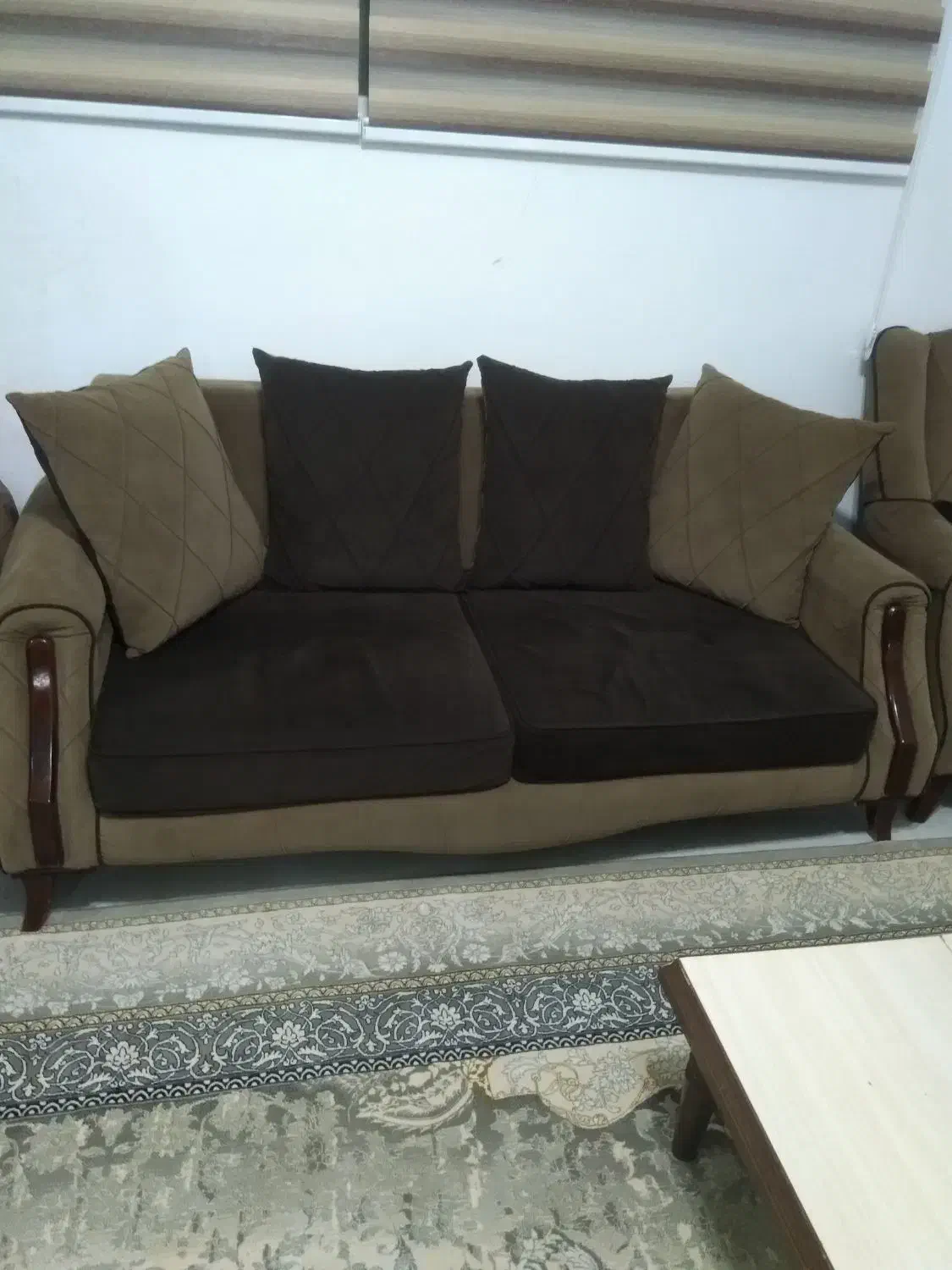 مبلمان|مبلمان خانگی و میز عسلی|تربتحیدریه, شهرک ولیعصر|دیوار