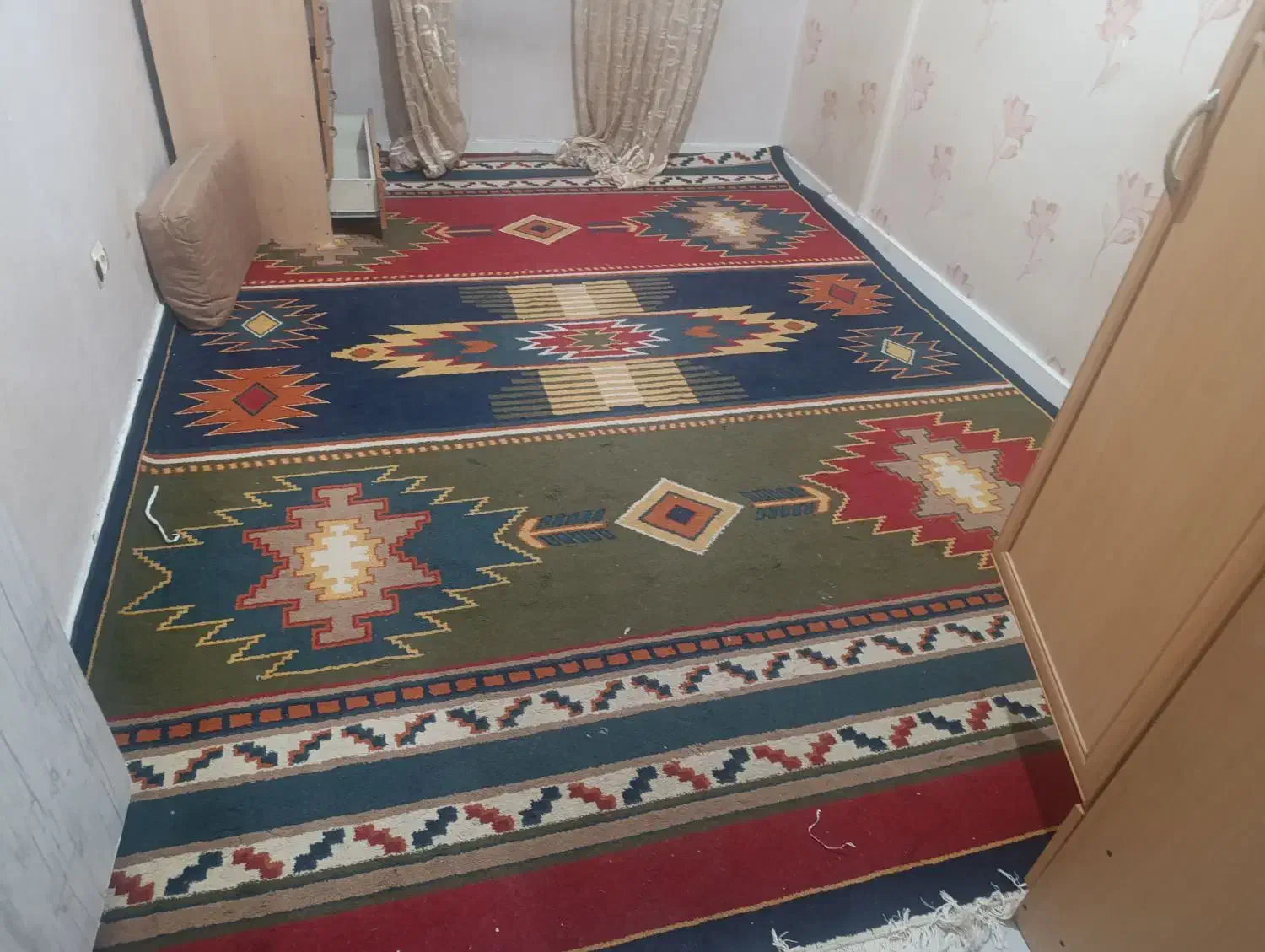 گلیم فرش تمیز تمیز و سالم12متری|گلیم، جاجیم، گبه|کرج, حیدرآباد|دیوار