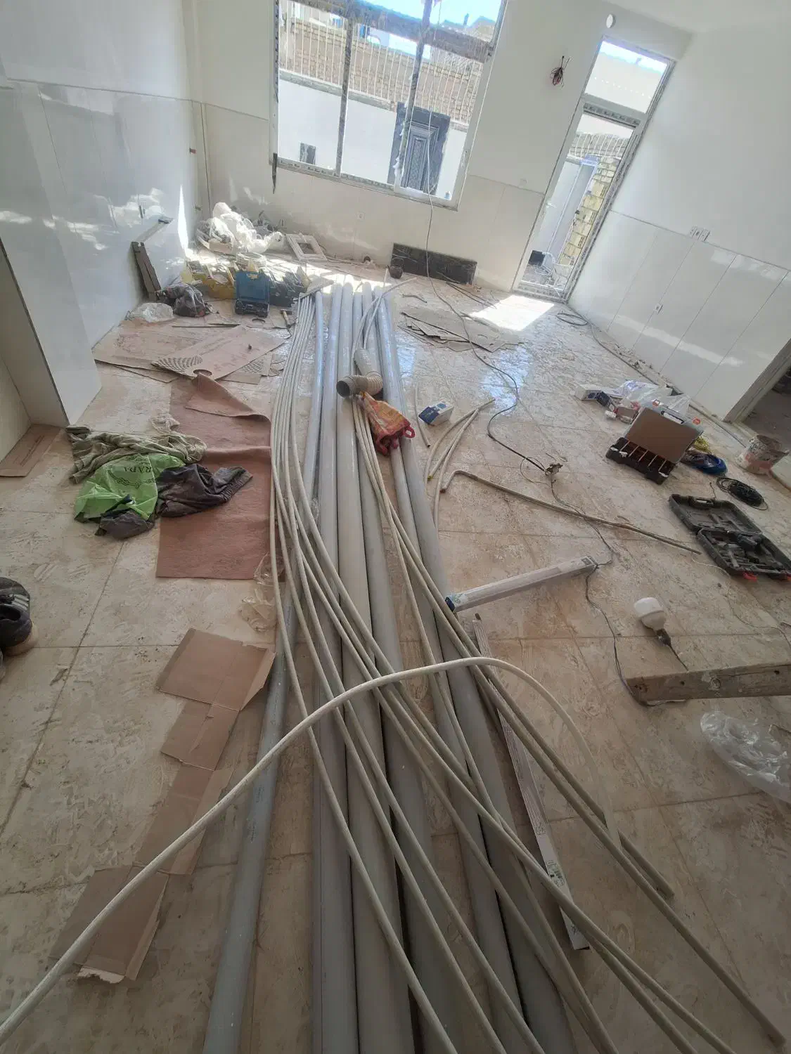 لوله پلوکا|مصالح و تجهیزات ساختمان|ابریشم, |دیوار