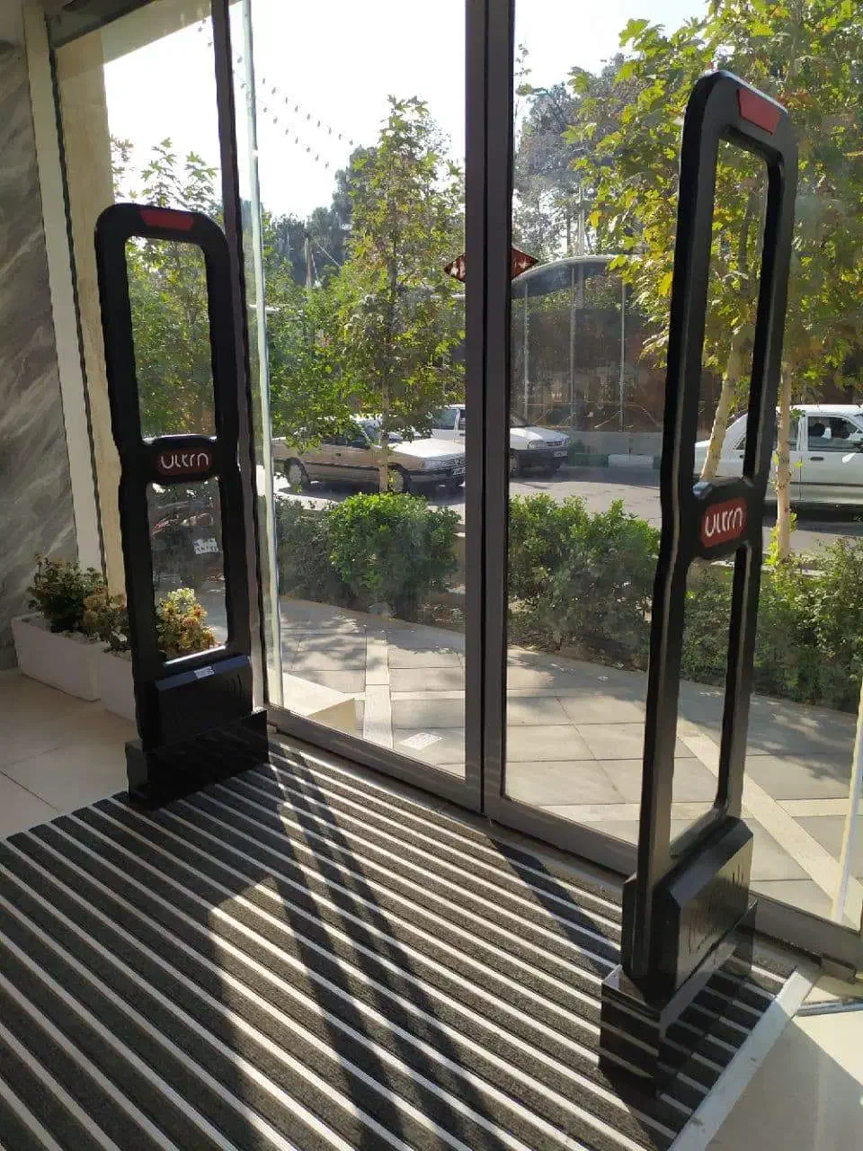 گیت مزون/پخش عمده دزدگیرضد سرقت پوشاک(نیتروگیت)|فروشگاه و مغازه|تهران, نجات اللهی|دیوار