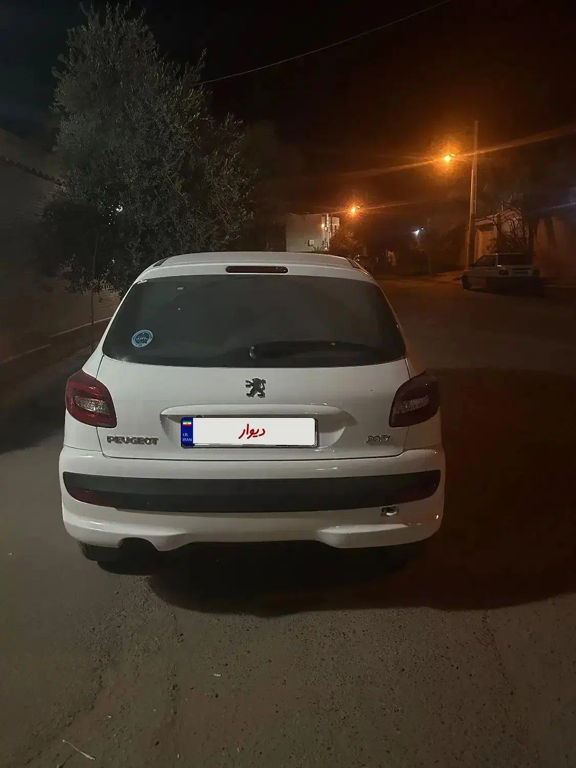 ۲۰۷ اتومات سقف فلز  ۱۴۰۴|خودرو سواری و وانت|طبس, |دیوار