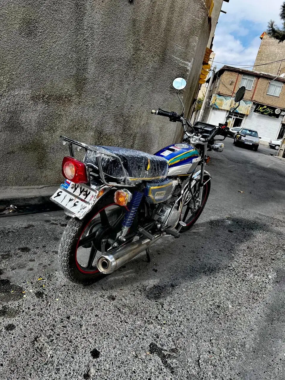 هندا 200 احسان مدل 1399 درحد مناسب مصرف کننده|موتورسیکلت|بومهن, |دیوار