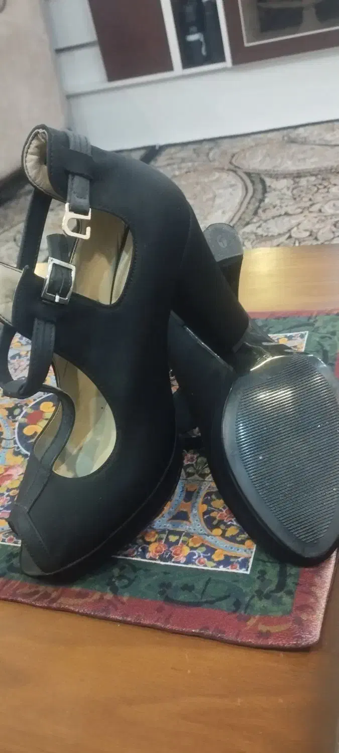 کفش مجلسی|کیف، کفش، کمربند|بیرجند, |دیوار