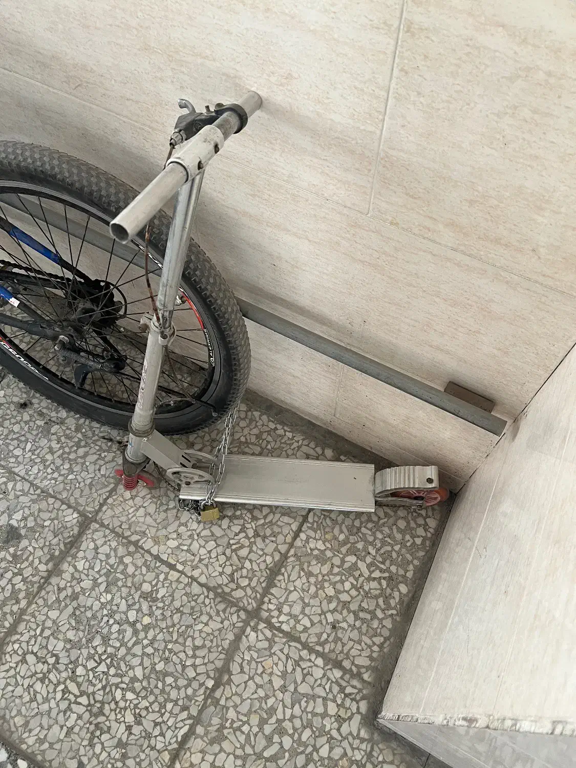 اسکوترسالم ومحکم|دوچرخه، اسکیت، اسکوتر|احمدآبادمستوفی, |دیوار