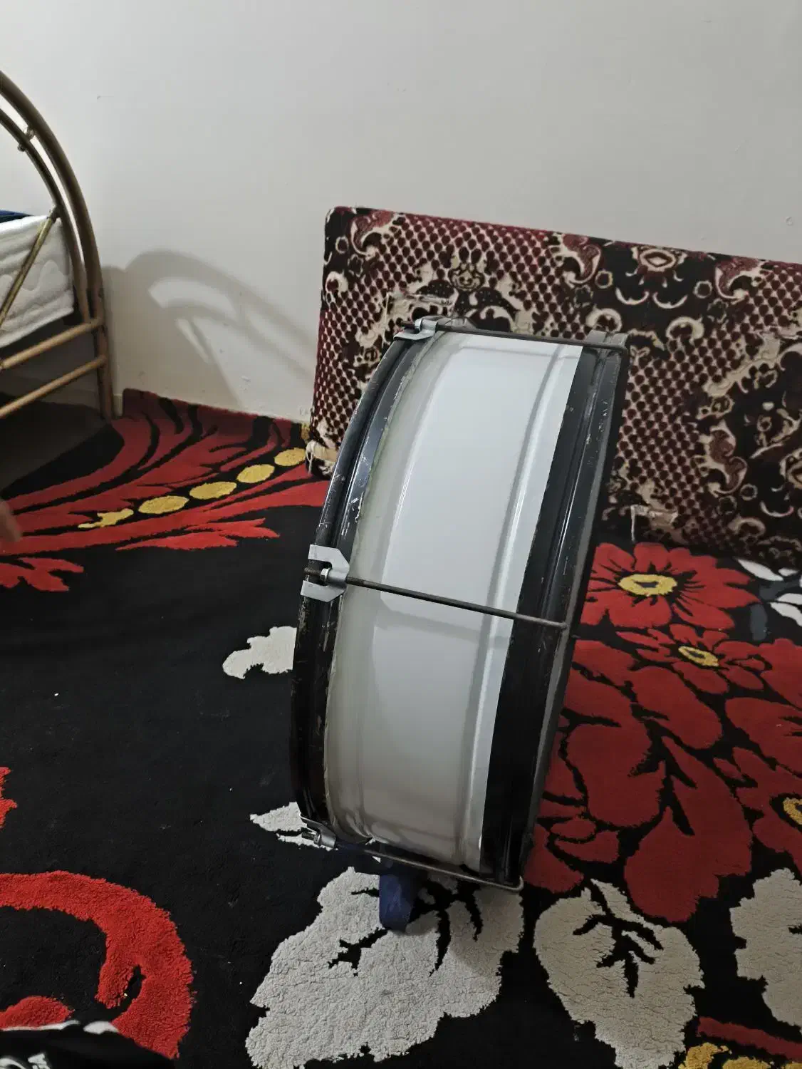 طبل|درام و پرکاشن|اهواز, کوی طلاب|دیوار