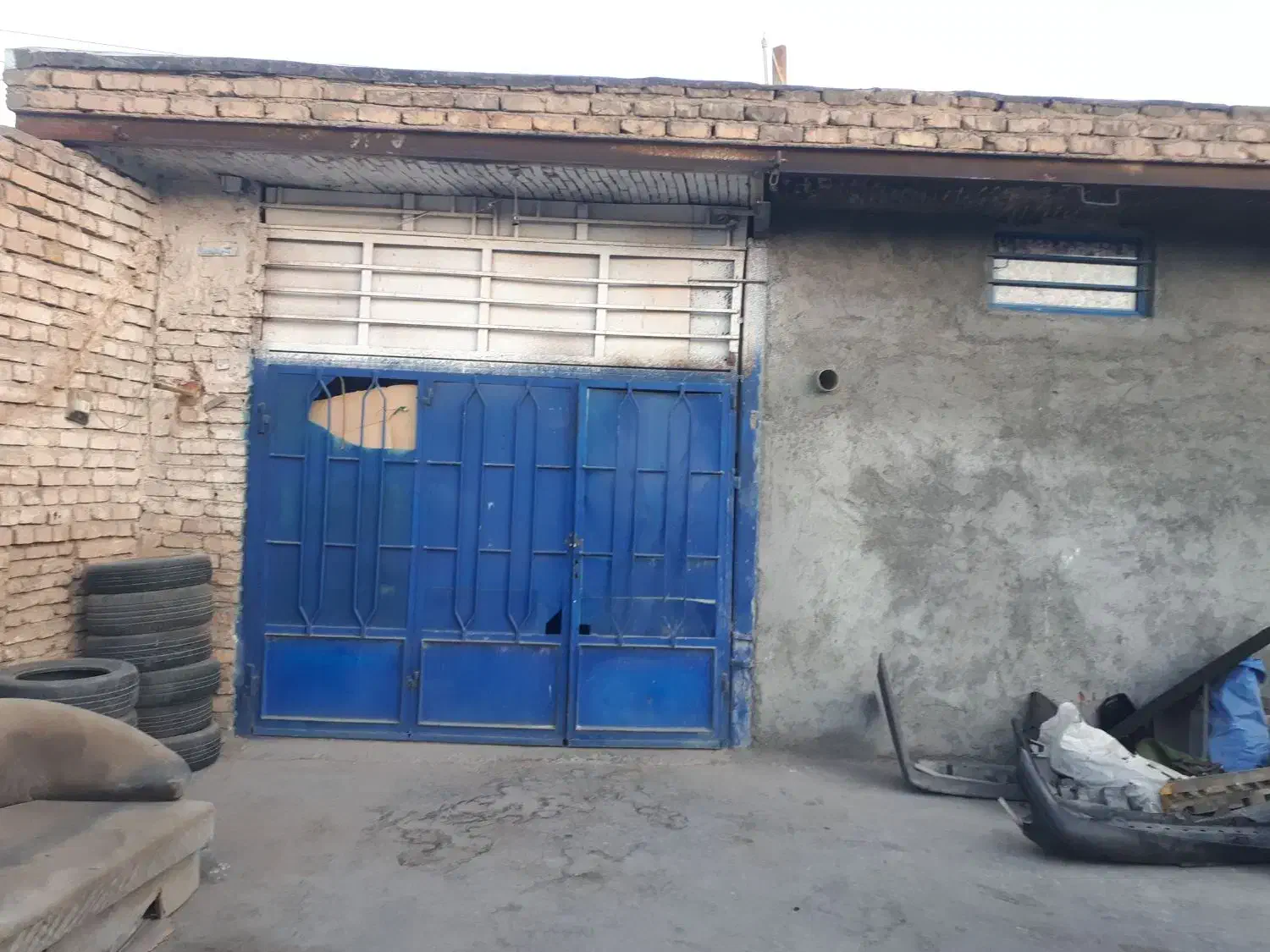 اجاره یک باب مغازه داخل گاراژ اول خیابان نیکبخت|اجارهٔ مغازه و غرفه|مبارکه, |دیوار