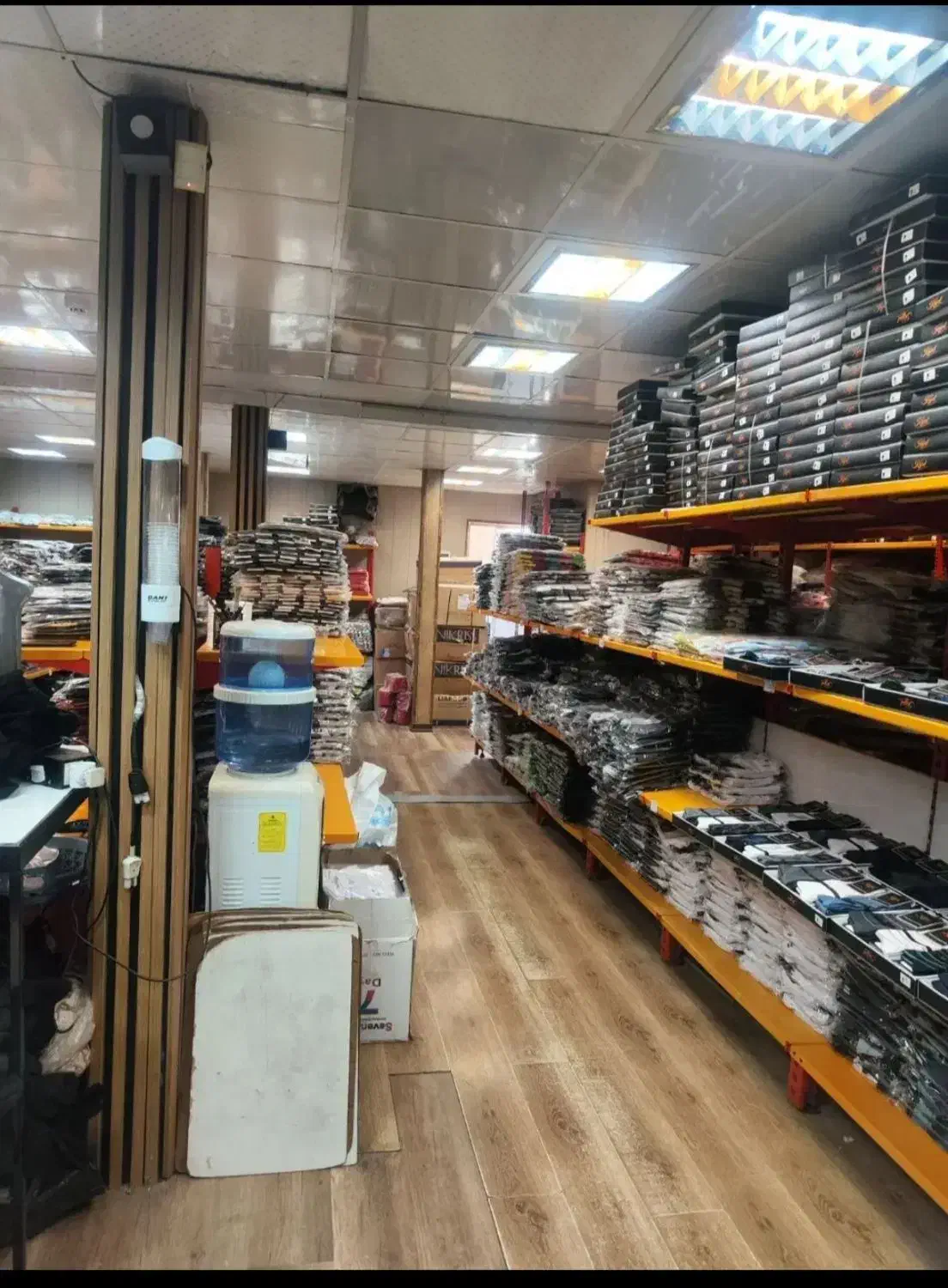 کارگر ساده|استخدام خدمات فروشگاه و رستوران|تهران, مولوی|دیوار