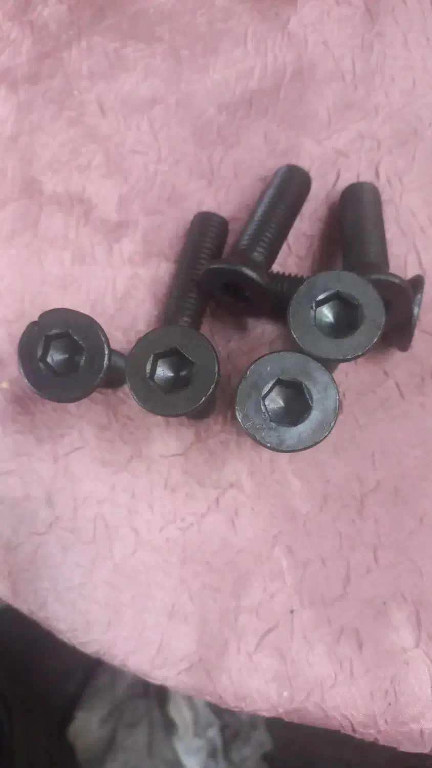 نیازمند کارگر ساده وفنی برای تولیدی پیچ در قیامدشت|استخدام صنعتی، فنی، مهندسی|خاوران, |دیوار