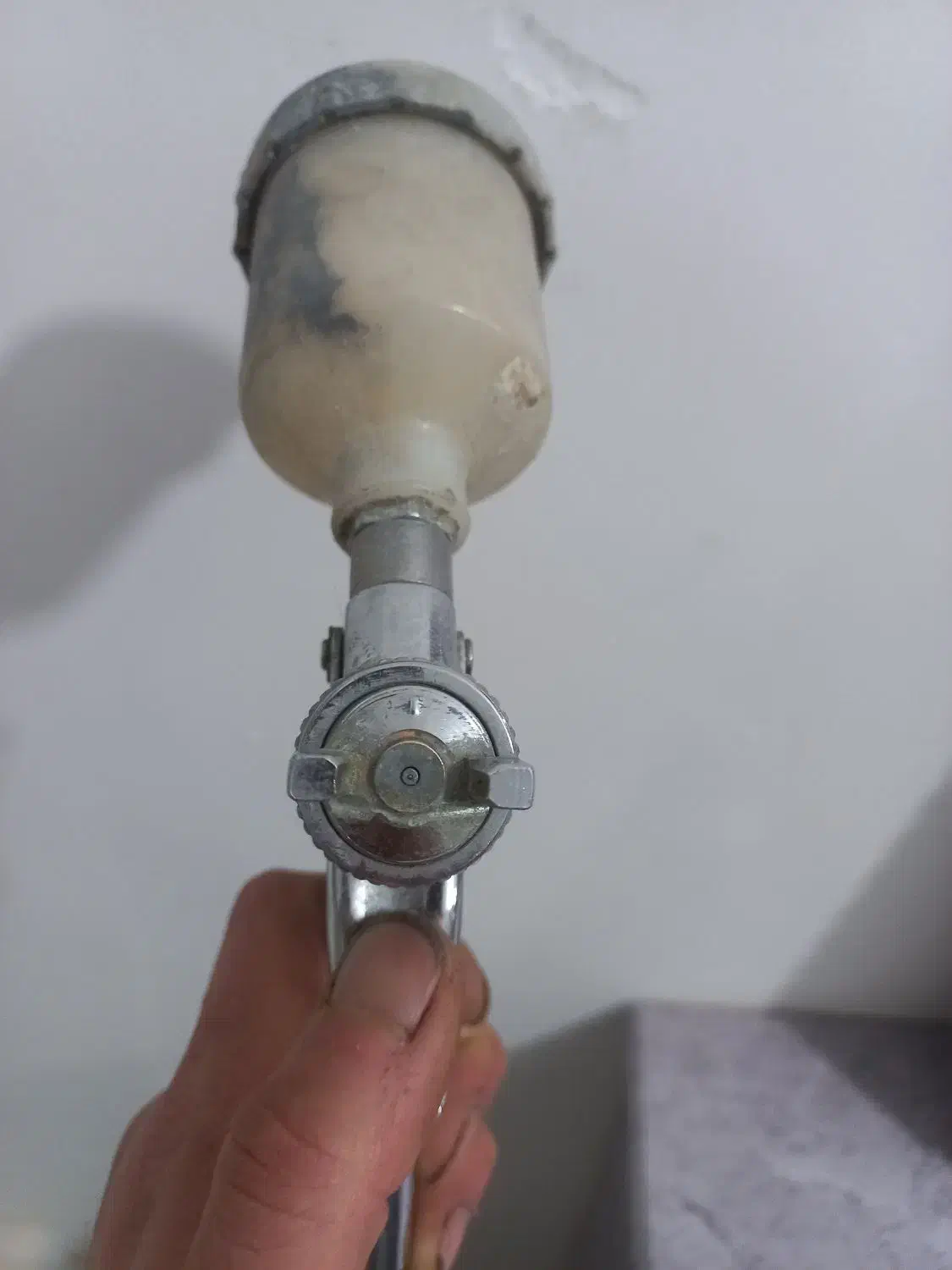 پیستوله|ابزارآلات|بومهن, |دیوار