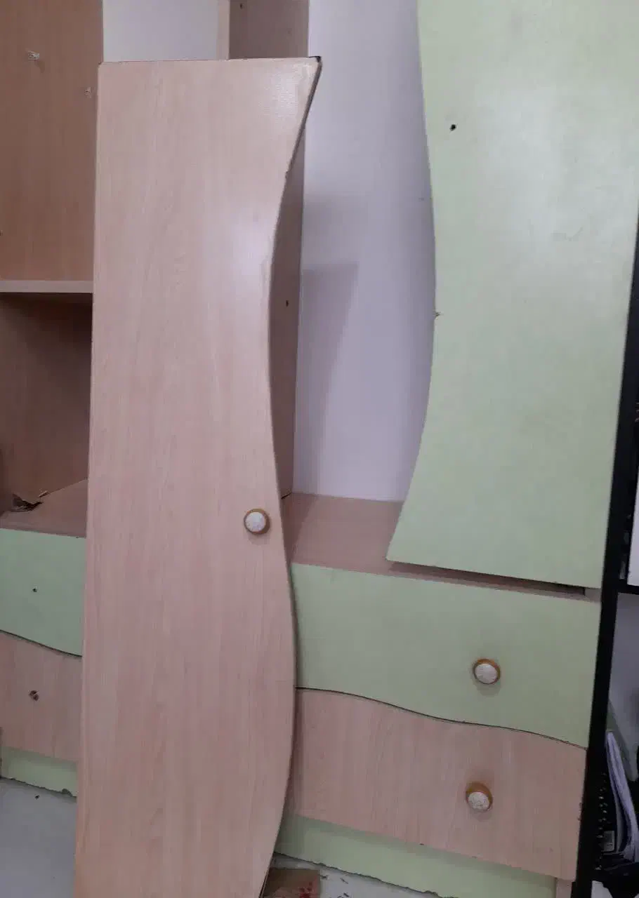 کمد ،صندلی|جاکفشی، کمد، دراور|قم, شاه ابراهیم|دیوار