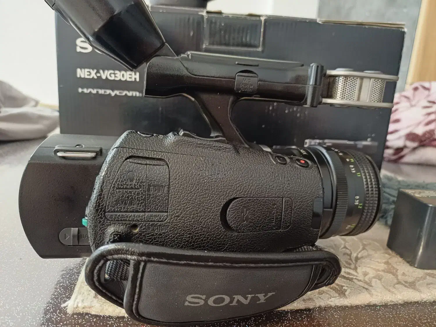 Sony vg30 با لنز 50|دوربین عکاسی و فیلمبرداری|مشهد, رضاشهر|دیوار