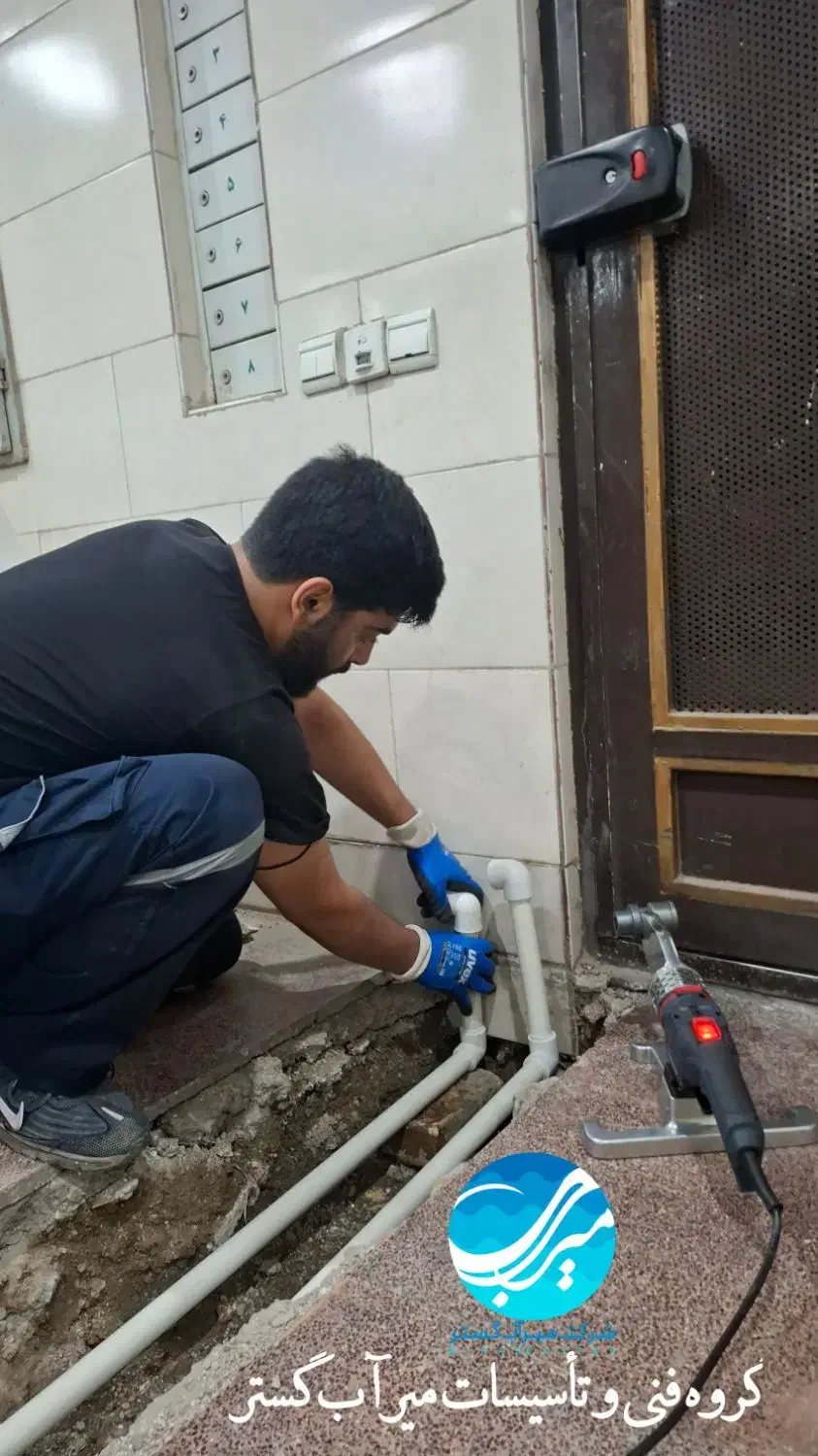 نصب تعمیر فروش انواع پمپ آب ساختمان و مخزن آب|خدمات پیشه و مهارت|تهران, جنت‌آباد مرکزی|دیوار