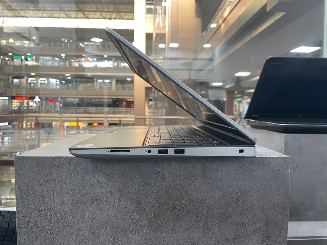 لپ تاپ Dell Precision 7550 i9-10885H گرافیک6 RTX|رایانه همراه|تهران, فلسطین (میدان انقلاب)|دیوار