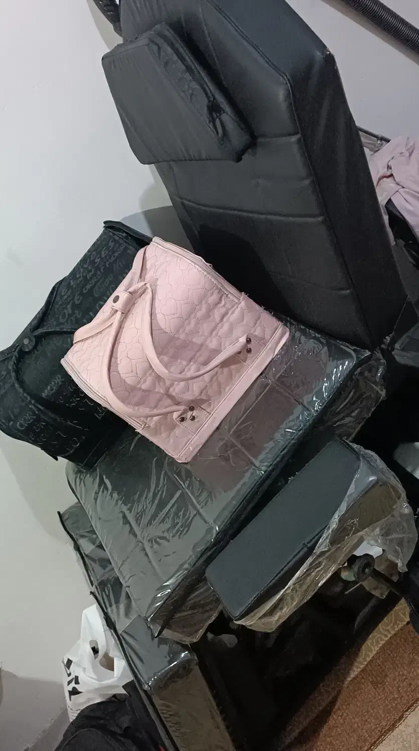 تخت یا سندلی تتو صورت بدن|صندلی و نیمکت|آستانه اشرفیه, |دیوار