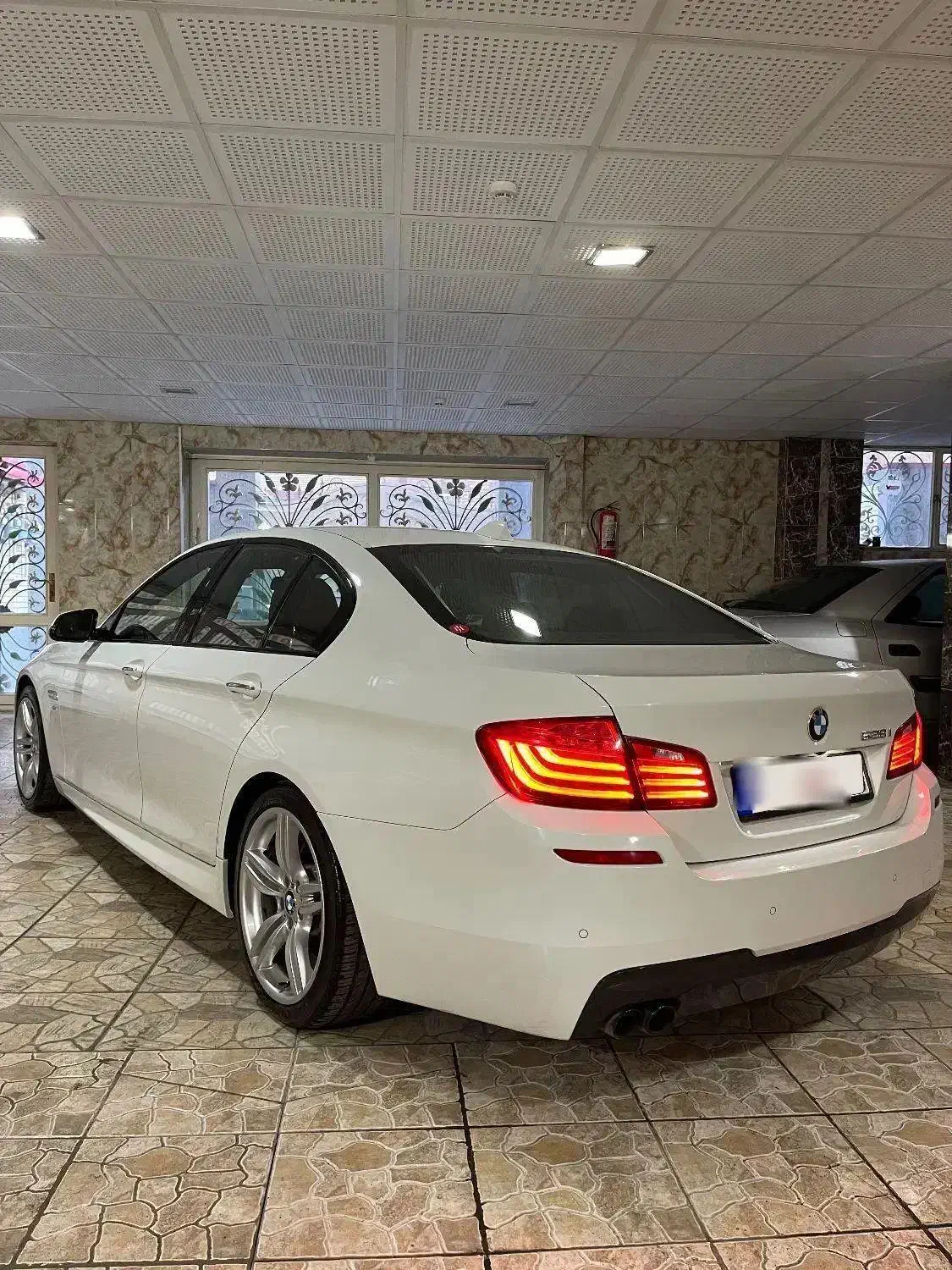 بی ام و ۵۲۸|خودرو سواری و وانت|تبریز, |دیوار