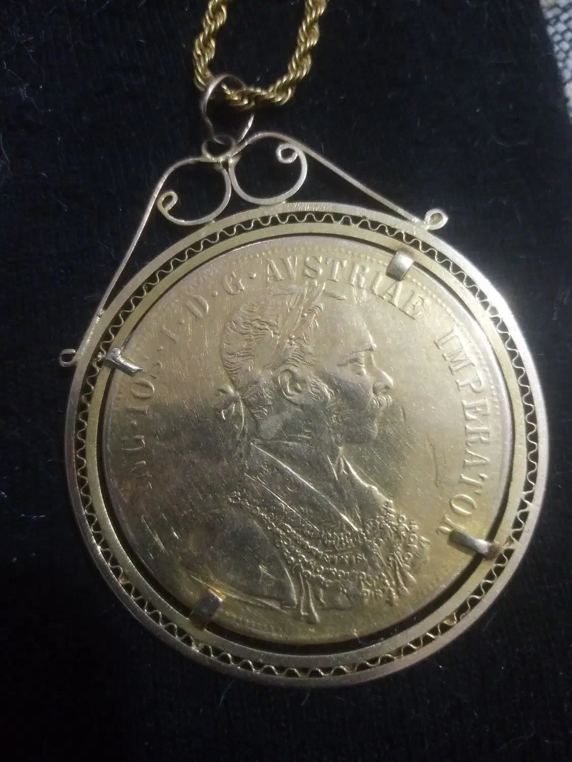 عتیقه|جواهرات|سبزوار, قلعهنو دهزار|دیوار