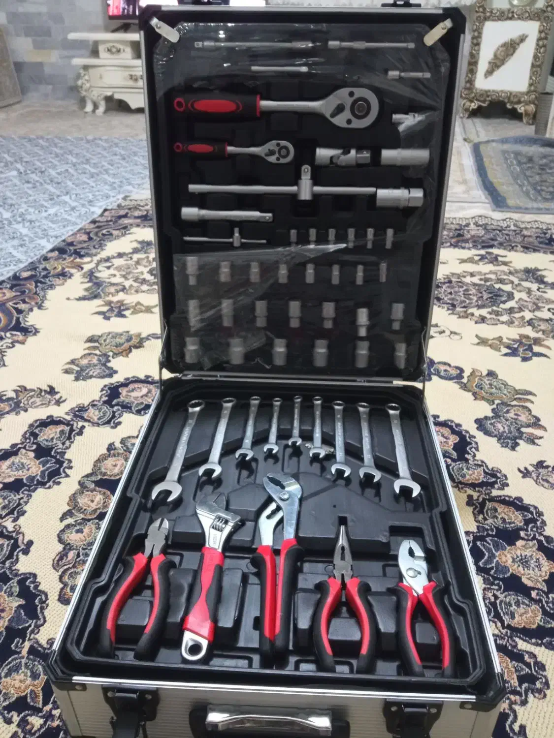 جعبه ابزار کامل خارجی|ابزارآلات|سنندج, |دیوار