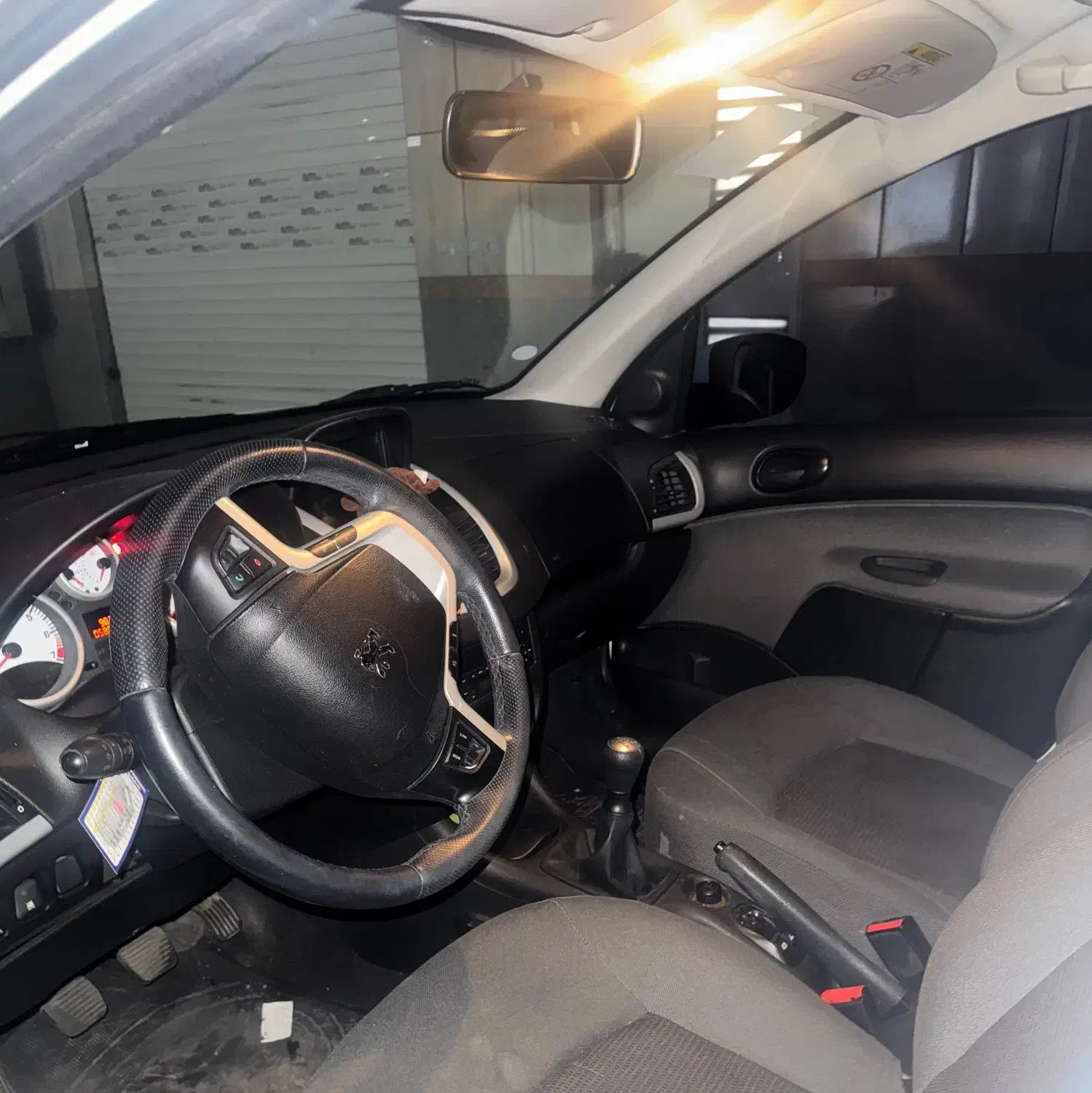 ۲۰۷ پاناروما مدل ۱۴۰۰|خودرو سواری و وانت|مشهد, هفت تیر (نه دره)|دیوار