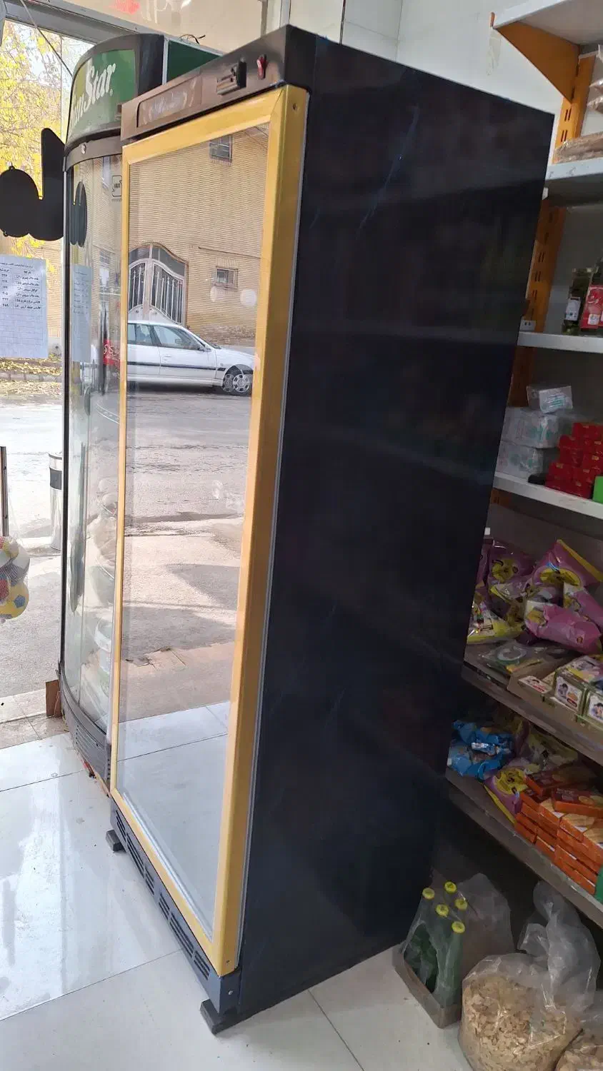 یخچال ویترینی تک درب مشکی دور طلایی عرض ۷۰|فروشگاه و مغازه|نیشابور, هفده شهریور|دیوار