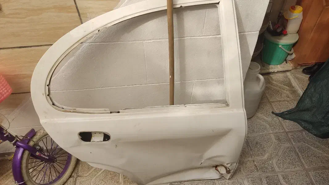 درب عقب ساینا|قطعات یدکی و لوازم جانبی|مشهد, قائم|دیوار