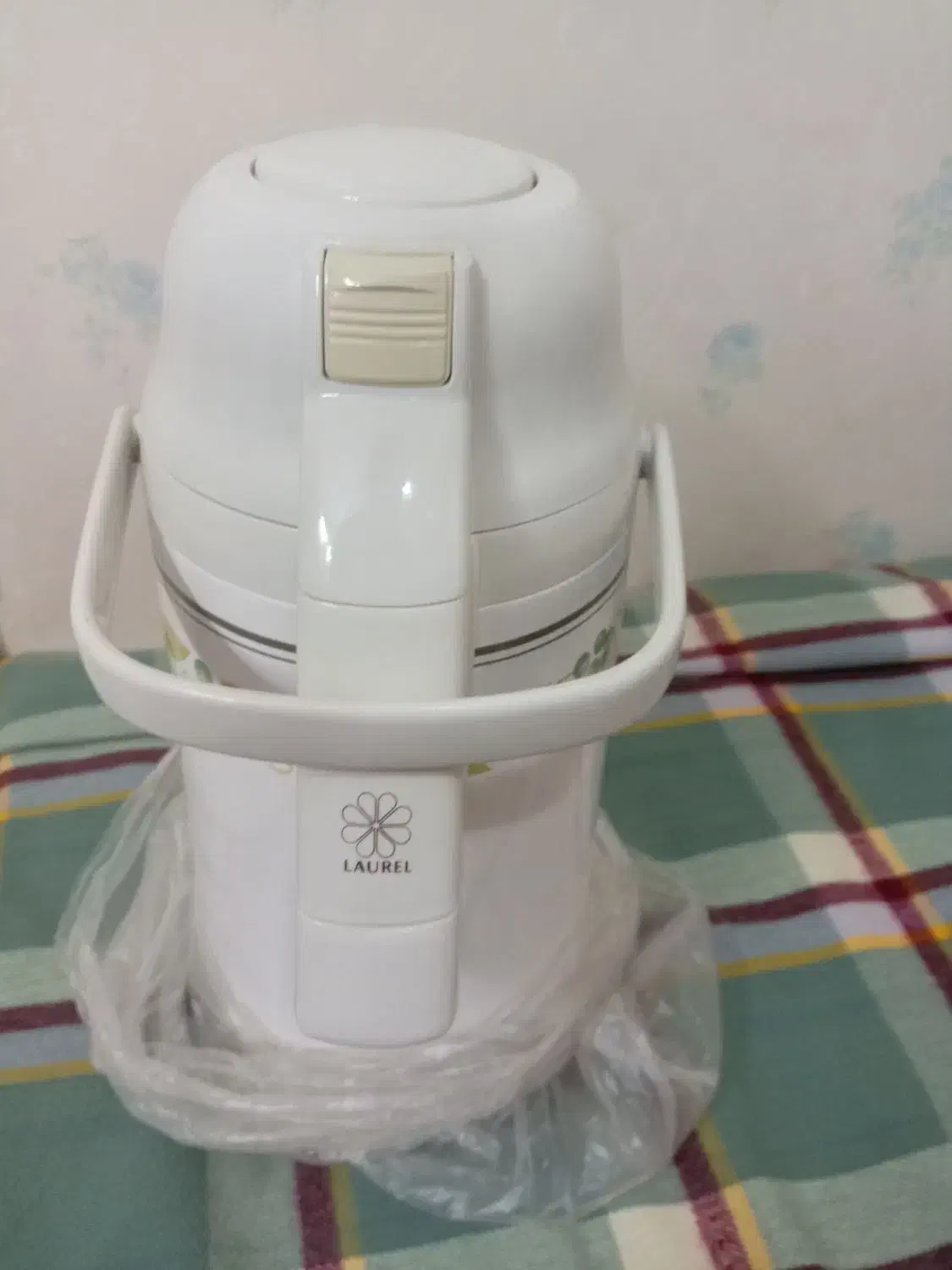 فلاکس پمپی نو سه لیتری|قوری، کتری، قهوه‌ساز دستی|تهران, امام حسین|دیوار