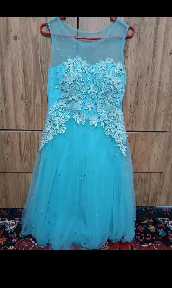 کت و سارافون مجلسی|لباس|کنگاور, |دیوار