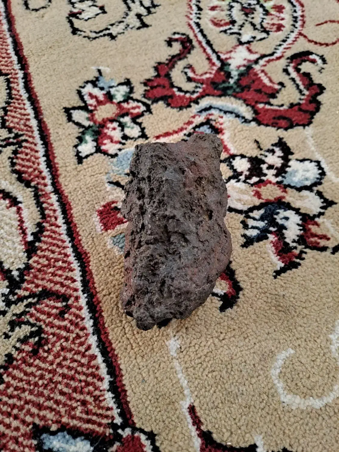 شهاب سنگ|جواهرات|تربت جام, جامرود|دیوار