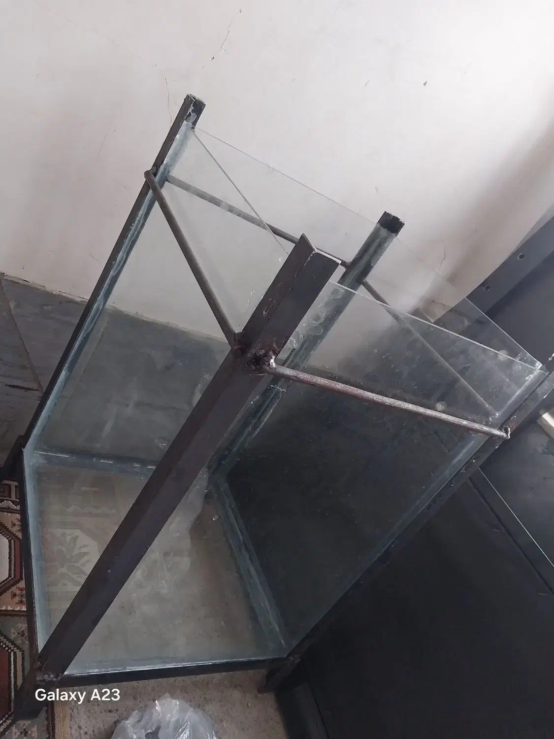 آکواریوم بزرگ|لوازم جانبی حیوانات|میانه, |دیوار