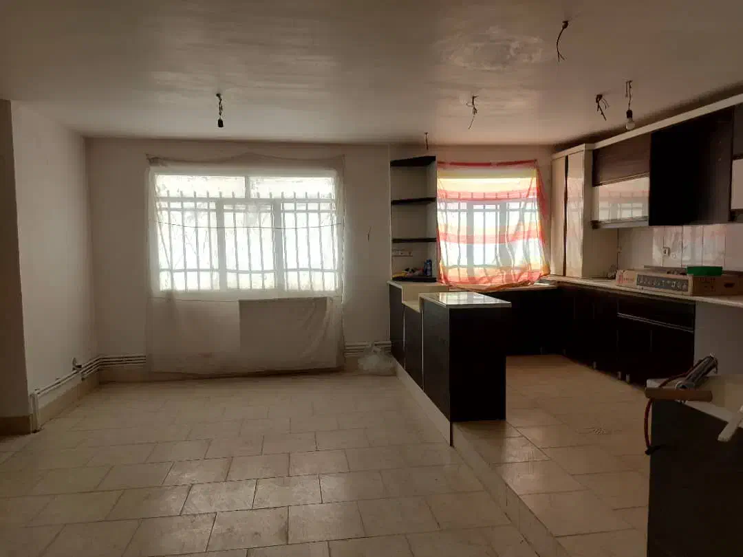 مجتمع اباصالح ۸۵ متر دو خواب|فروش آپارتمان|بروجرد, |دیوار