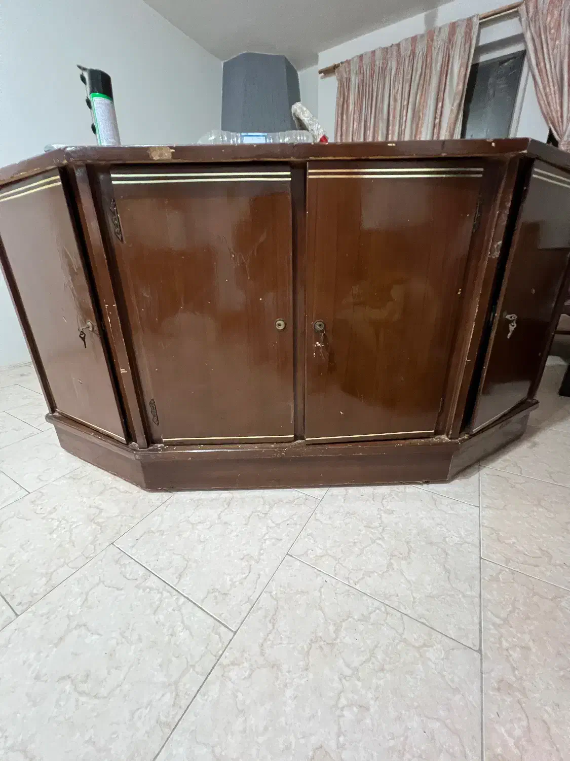 کمد بوفه دو تیکه|بوفه، ویترین، کنسول|سلمان‌شهر, |دیوار