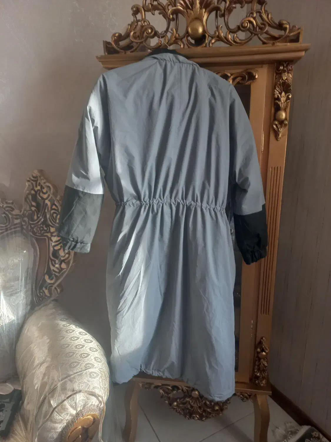 بارونی|لباس|پردیس, فاز ۲|دیوار