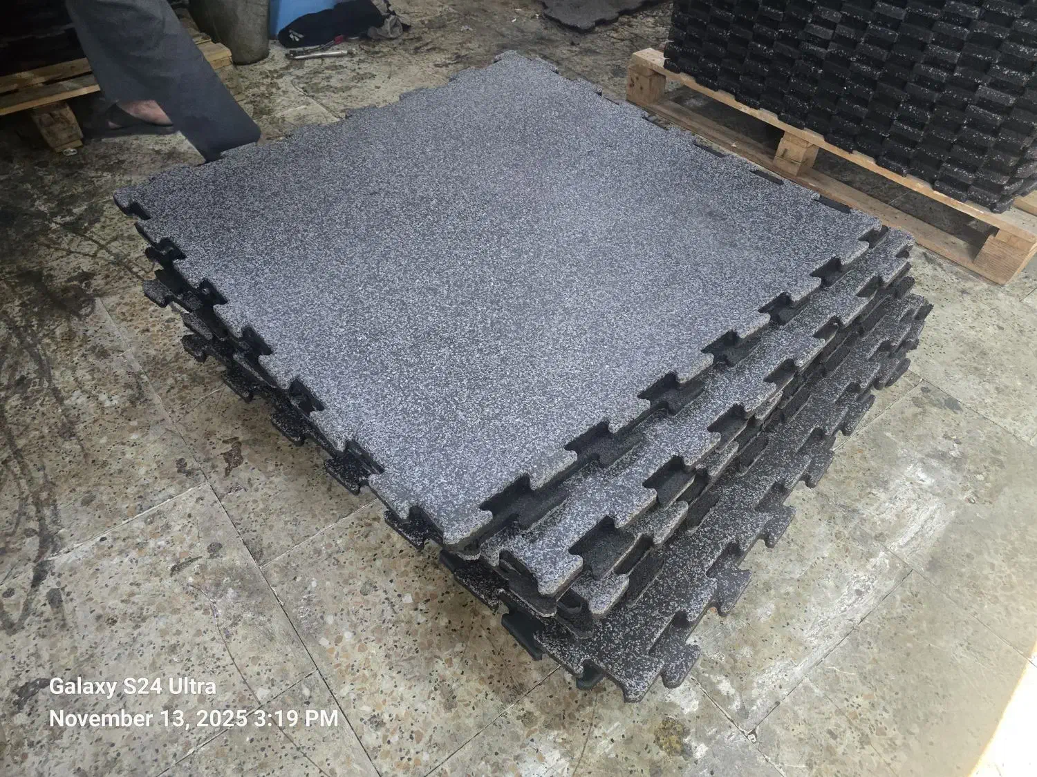 کفپوش گرانول/گرانولی باشگاهی/پازلی/رولی/ساده|تجهیزات ورزشی|تهران, هفده شهریور|دیوار