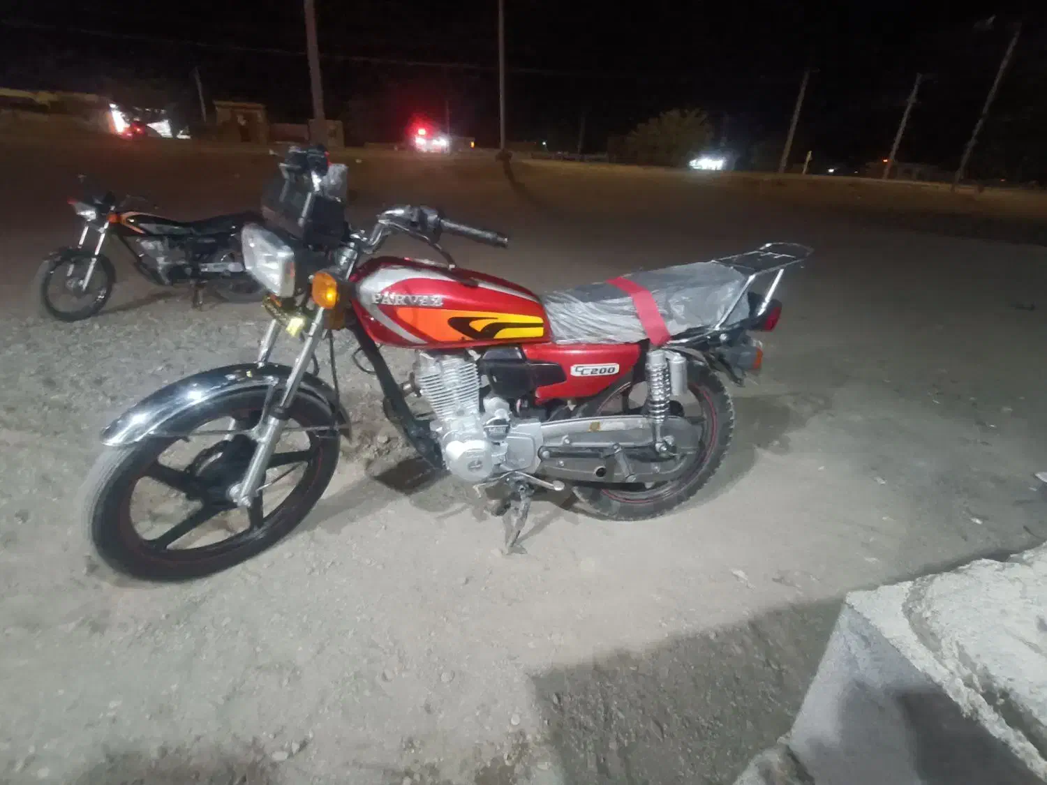 موتور هوندا|موتورسیکلت|قلعه گنج, |دیوار