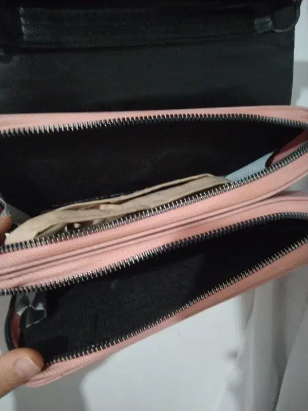 کیف زنانه|کیف، کفش، کمربند|نیشابور, خط کاشمر|دیوار