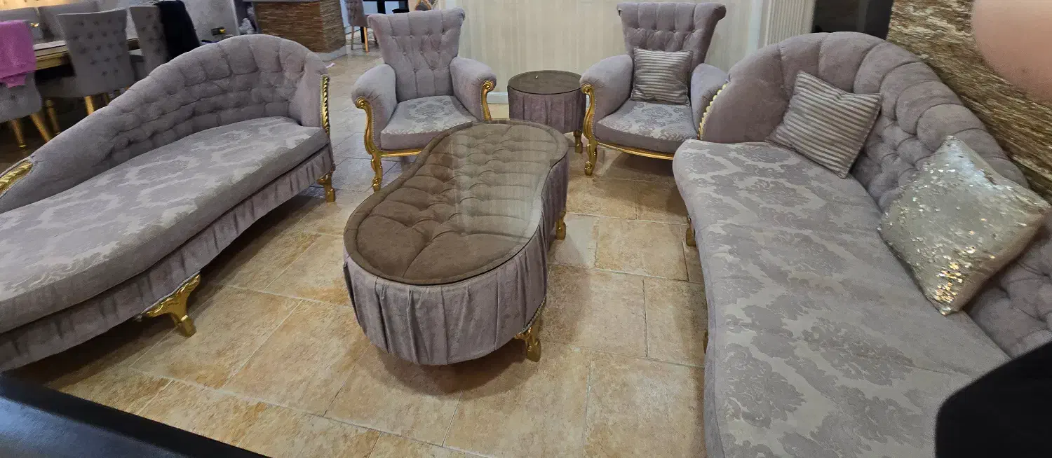سرویس مبلمان ۷نفره|مبلمان خانگی و میز عسلی|رشت, معلم|دیوار