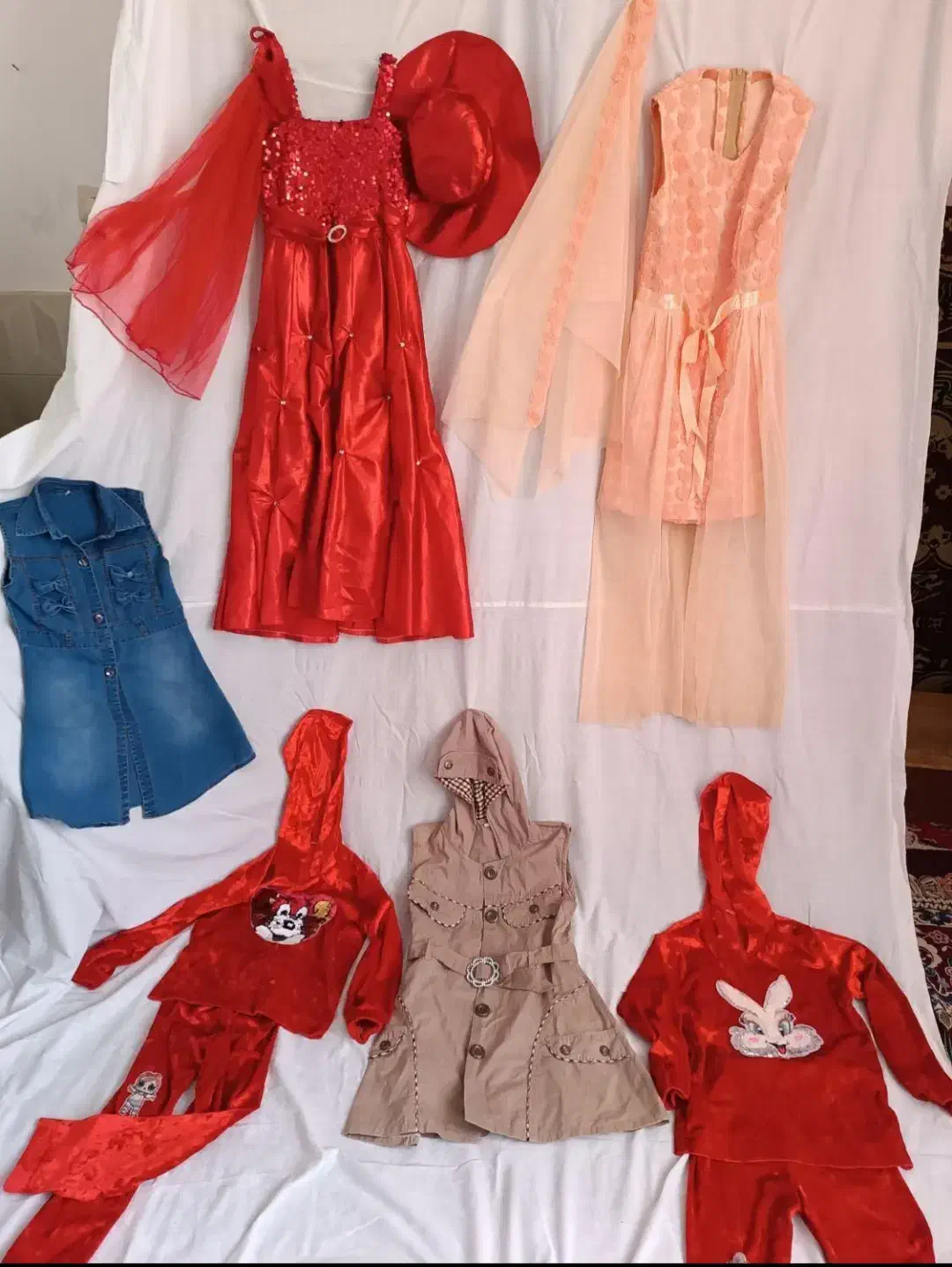 کفش ولباس|لباس|نیشابور, هفده شهریور|دیوار