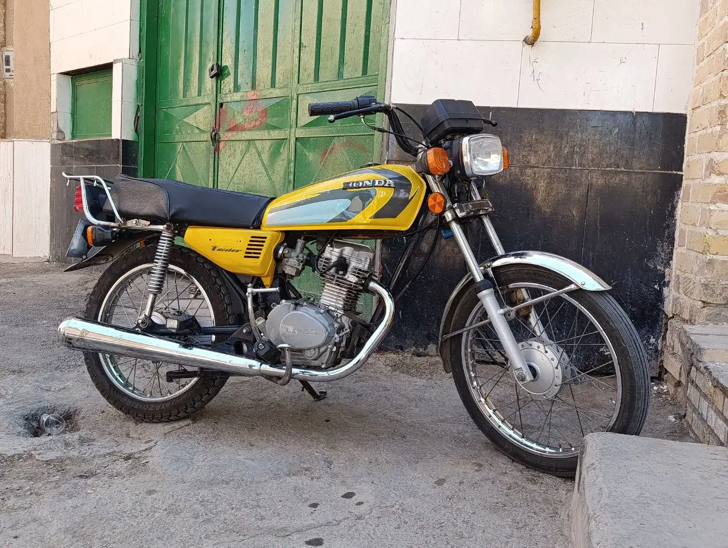 لیفان 125|موتورسیکلت|میبد, |دیوار