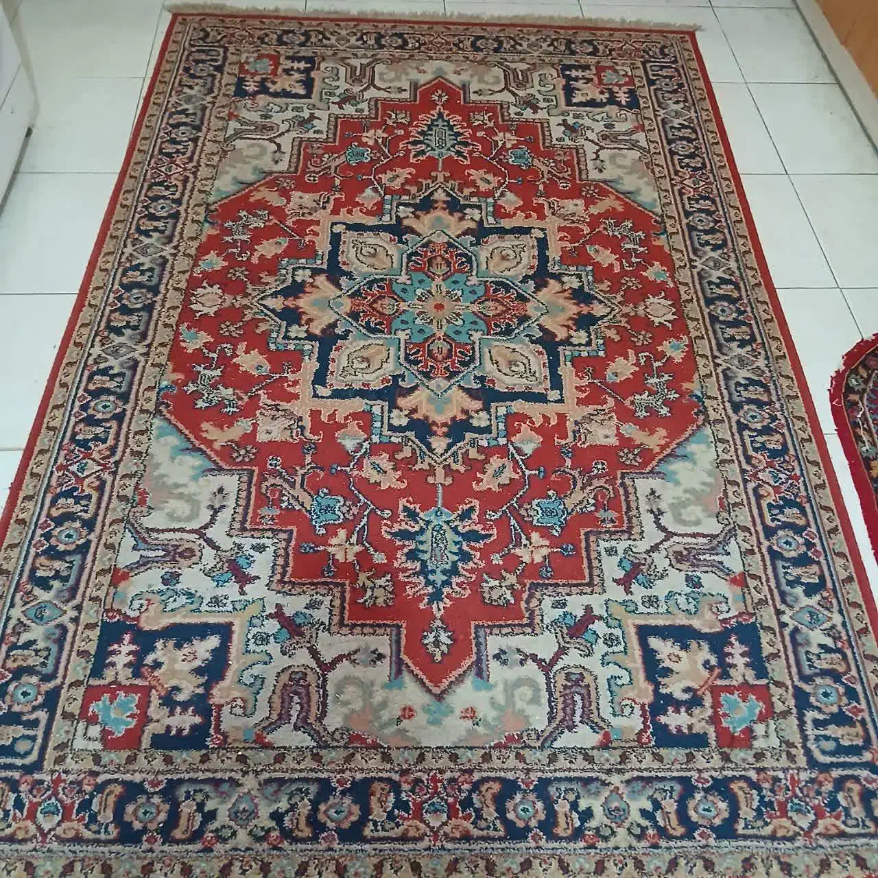 فروش فوری فرش ماشینی در حد نو با تخفیف بازاری|فرش|اصفهان, شیخ اشراق|دیوار