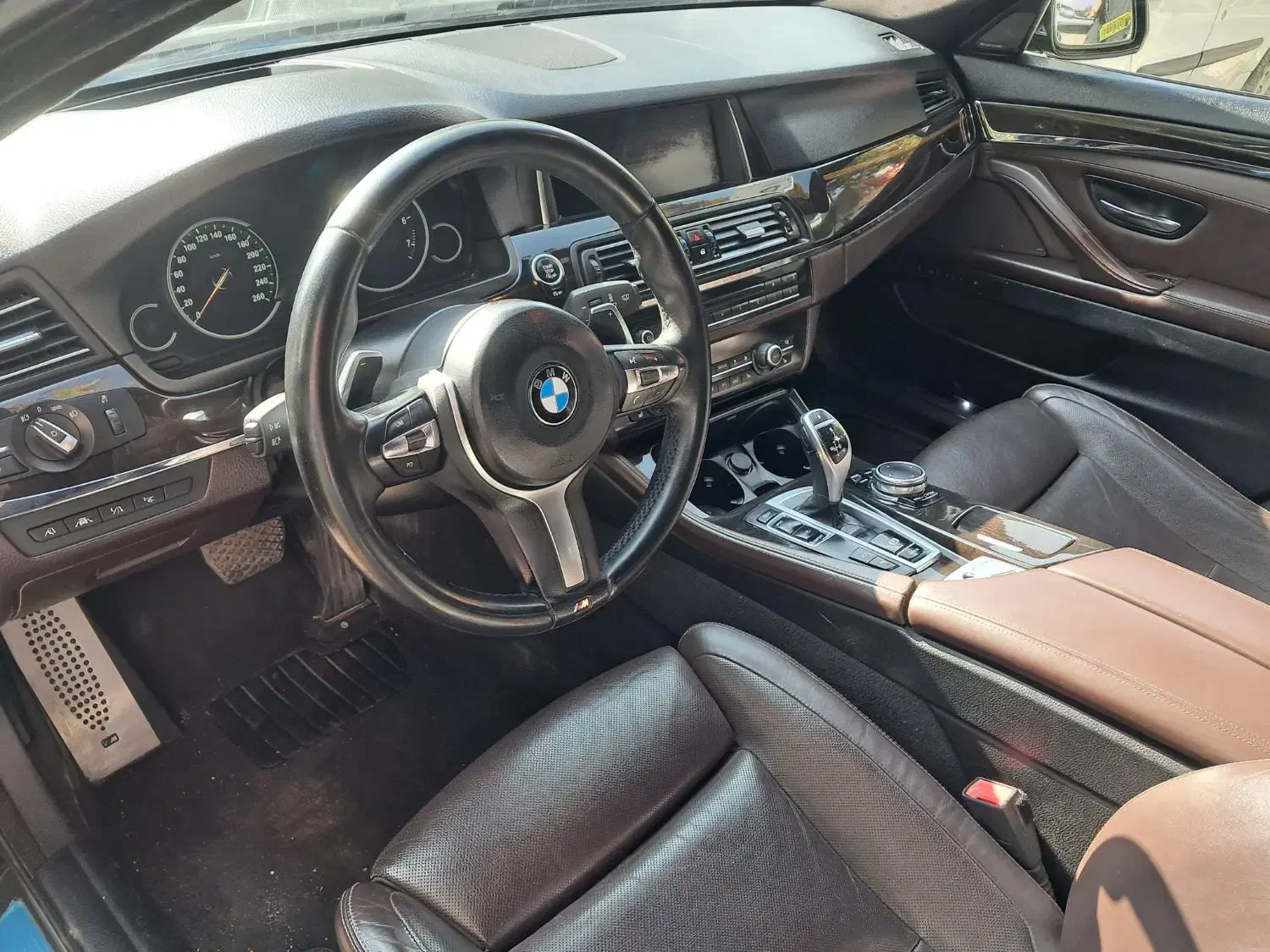 بی ام و ۵۲۸ مدل۲۰۱۵|خودرو سواری و وانت|اصفهان, باغ نگاره|دیوار