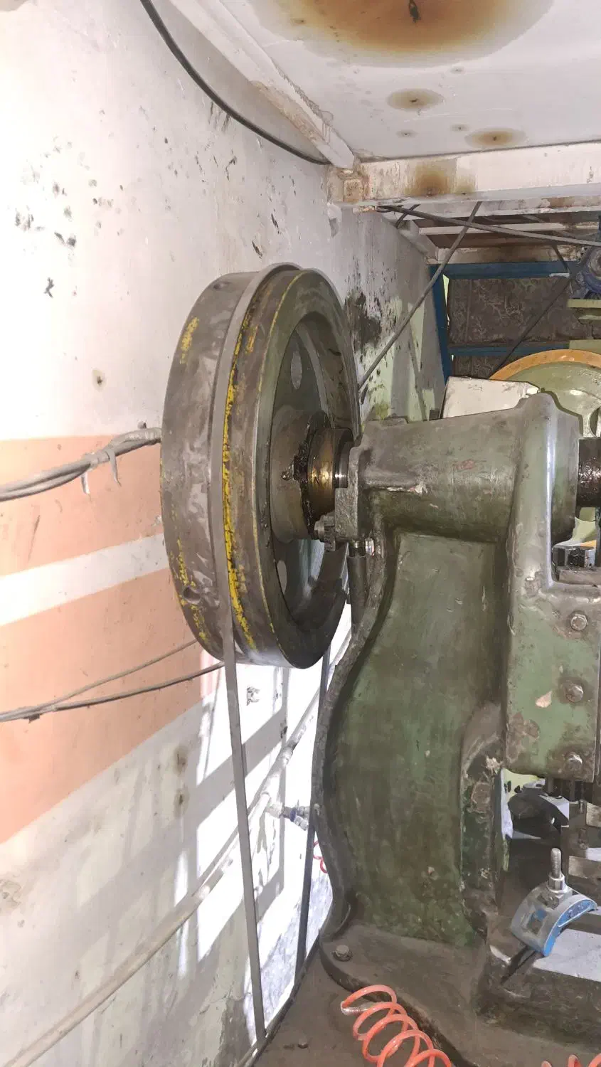 پرس ۱۵ تن ظربه ای لنگ متحرک پنوماتیک|ماشین‌آلات صنعتی|ری, تصفیه خانه|دیوار