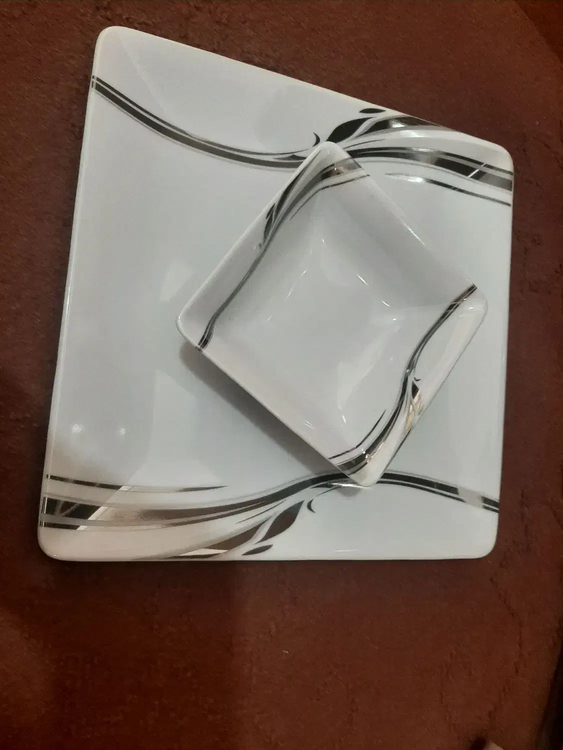 چینی ۱۸نفره|ظروف سرو و پذیرایی|ماهیدشت, |دیوار