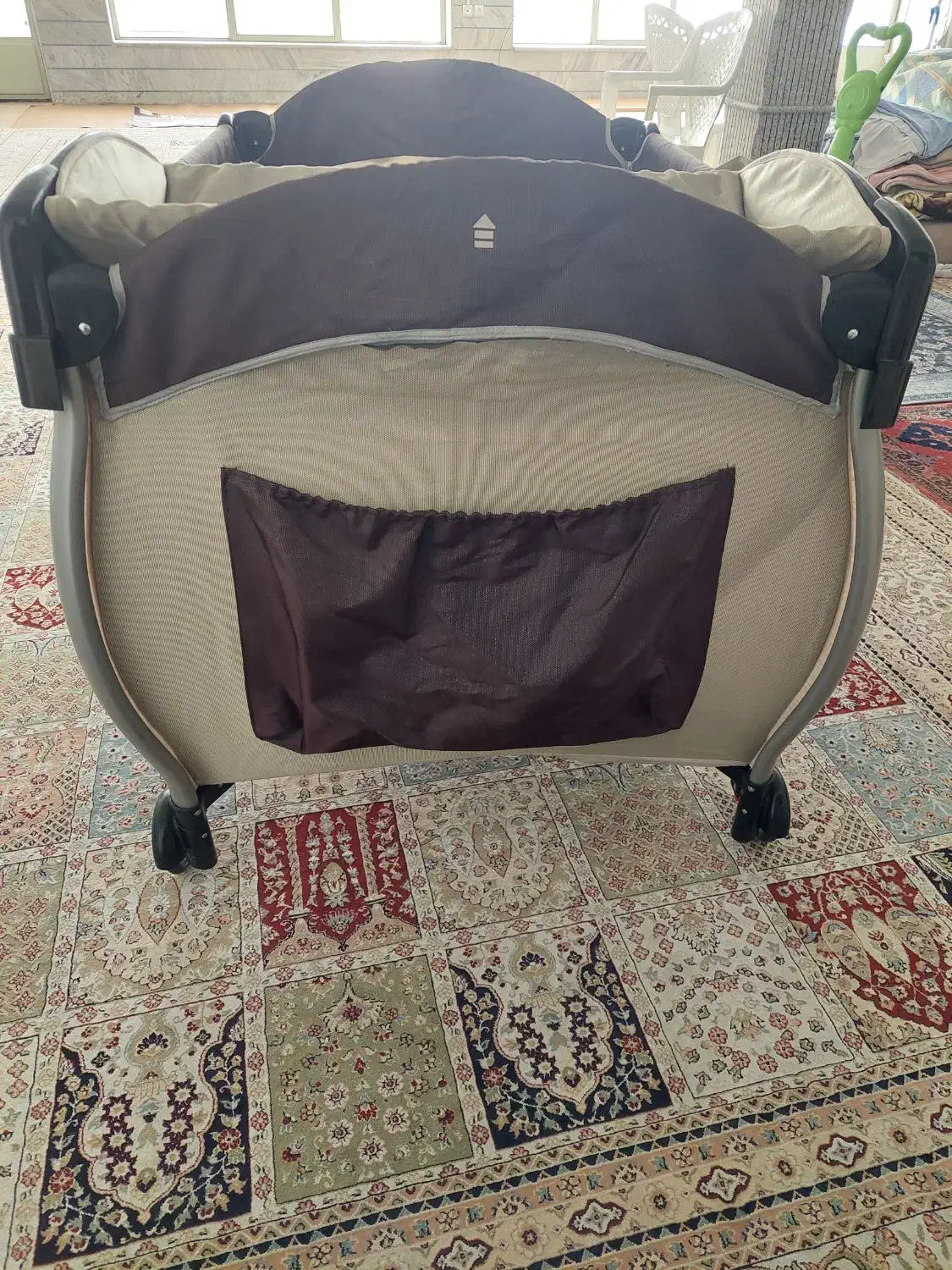 تخت پارک کودک  خارجی بسیار کار بردی|تخت و صندلی بچه|خمینی‌شهر, |دیوار